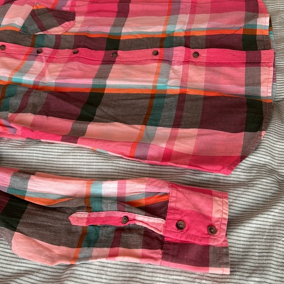 Pink plaid button down - Picture 3 of 4